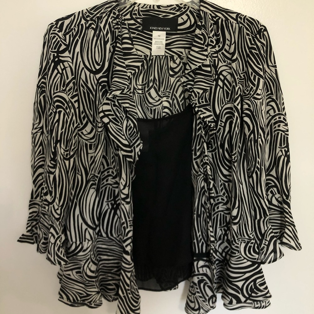 NWOT Jones New York Zebra blouse SET
